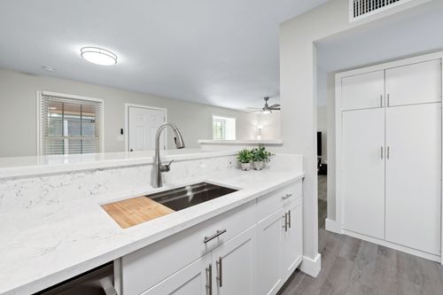 203-7801 Shoal Creek Blvd, Austin, TX, 78757-1004 | Card Image