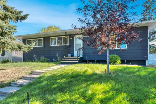70 Fairview Cres Se, Calgary, AB, T2H0Z6 | Card Image