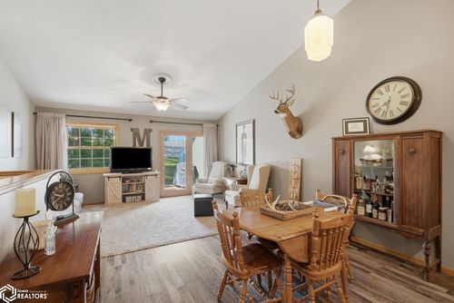 1988 Holiday Road, Coralville, IA, 52241 | Card Image