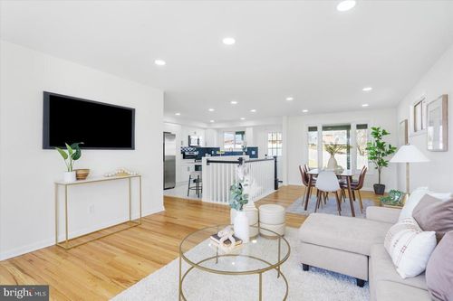 8416 Coco Rd, Rosedale, MD, 21237-1843 | Card Image