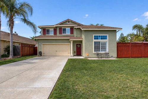 1500 Mimosa Street, Hollister, CA, 95023 | Card Image