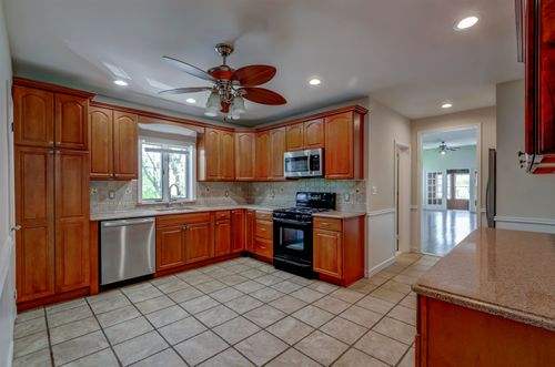 1-447 Avenue, Bayonne, NJ, 07002-4711 | Card Image