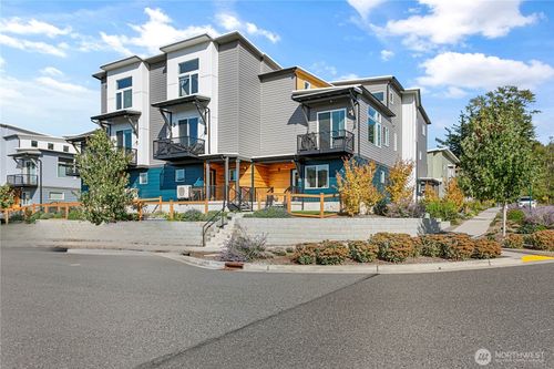 4226 Traverse Dr, Bellingham, WA, 98226-7955 | Card Image