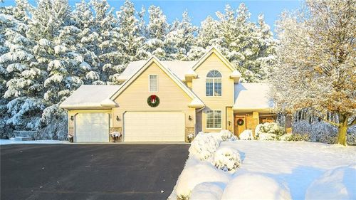 328 Nordveien Dr, Boyceville, WI, 54725-9323 | Card Image