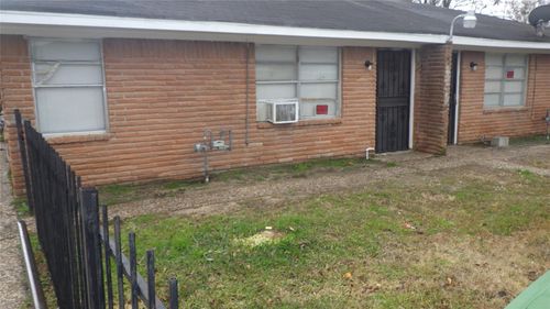 8410 Brandon St, Houston, TX, 77051-1464 | Card Image