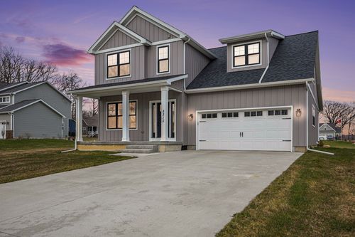 8315 Pleasant Ct, Goodrich, MI, 48438-8730 | Card Image