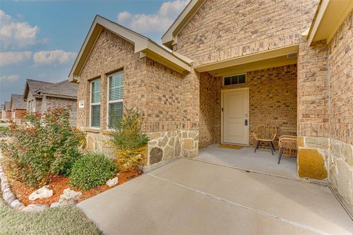 280 Thoroughbred Street, Waxahachie, TX, 75165 | Card Image