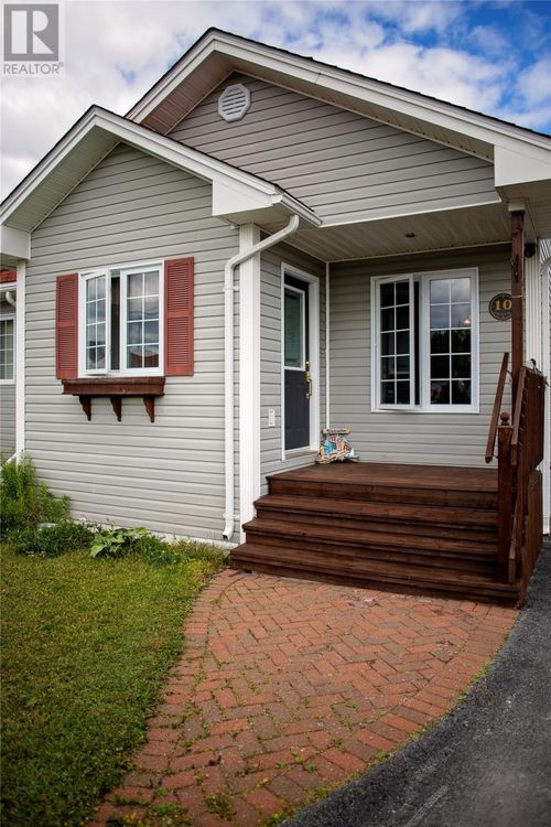 10 Cayley Pl, Gander, NL, A1V2W9 | Card Image