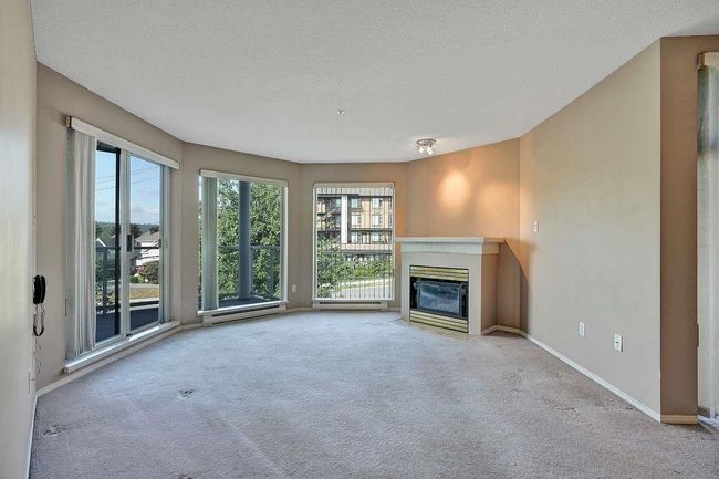 418 - 1219 Johnson Street, Condo with 2 bedrooms, 1 bathrooms and 1 parking in Coquitlam BC | Image 12