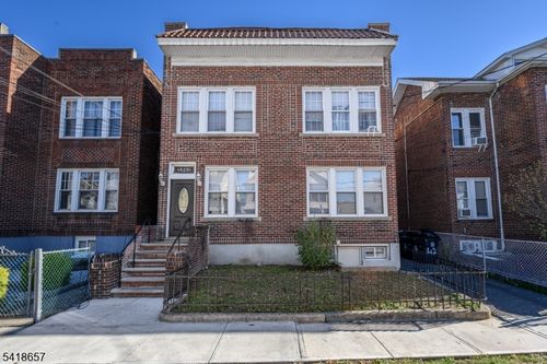 427 N 12th St, Newark, NJ, 07107 | Card Image