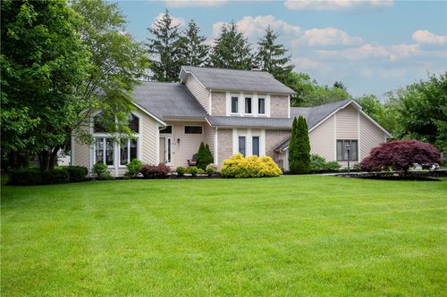 72 Caversham Woods, Pittsford, NY, 14534-2884 | Card Image