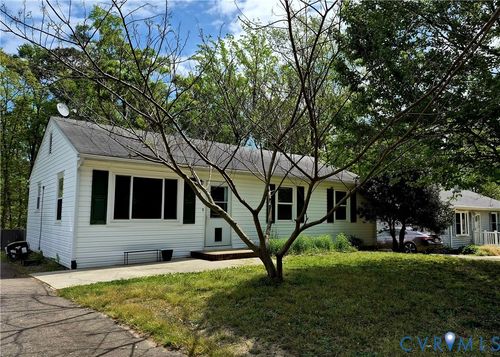 15715 Gary Ave, Chester, VA, 23831-7206 | Card Image