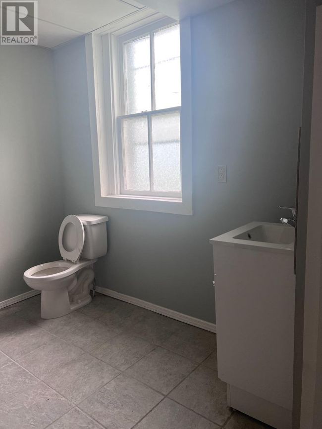 122 Pilgrim St, Home with 5 bedrooms, 2 bathrooms and null parking in Sault Ste. Marie ON | Image 10