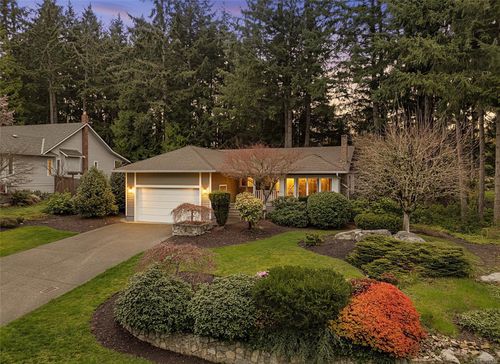 1636 Barrett Dr, North Saanich, BC, V8L5A6 | Card Image