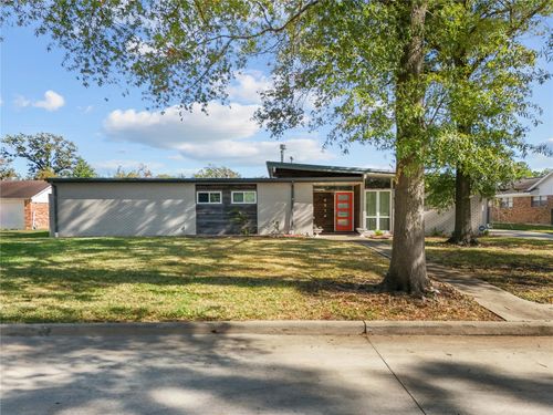 4914 Goose Creek Dr, Baytown, TX, 77521-2918 | Card Image