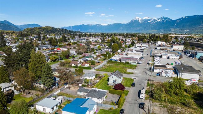 46073 Fourth Avenue, House other with 3 bedrooms, 2 bathrooms and 10 parking in Chilliwack BC | Image 33