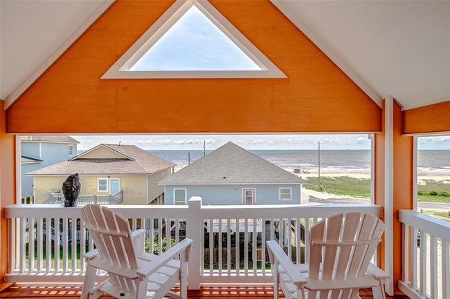 2774 Gulfview Ln, House other with 4 bedrooms, 4 bathrooms and 5 parking in Crystal Beach TX | Image 31