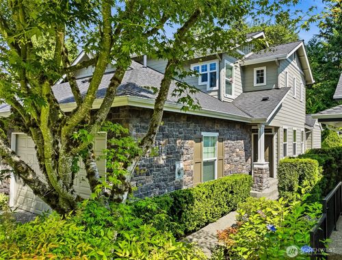 12026 Big Leaf Way Ne, Redmond, WA, 98053-5681 | Card Image