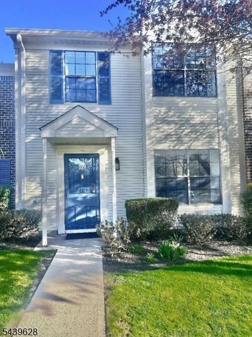 285 Penns Way, Basking Ridge, NJ, 07920-3040 | Card Image
