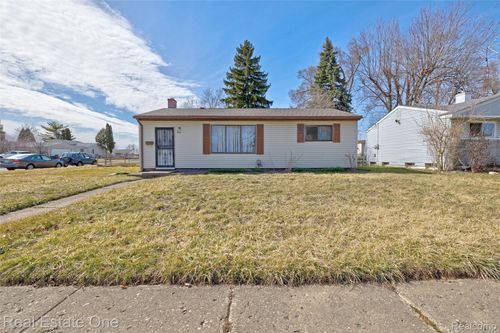 6121 Otoole Ln, Mount Morris, MI, 48458-2627 | Card Image