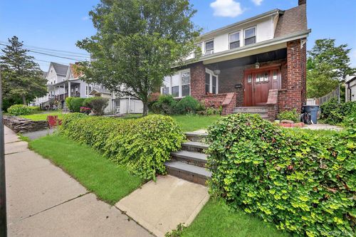 260 High Ave, Nyack, NY, 10960-2407 | Card Image