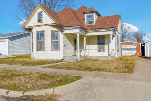 409 Barrow St, MOBERLY, MO, 65270 | Card Image