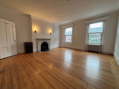 8-98 Charles St, Boston, MA, 02114-4627 | Card Image