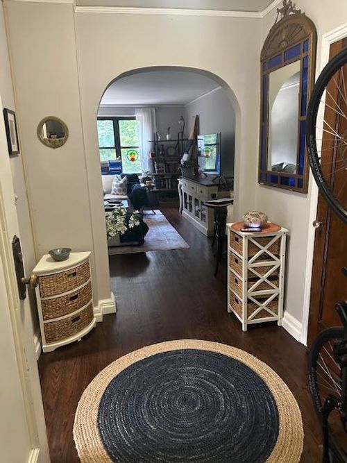 apt-2a-240 Alpine Pl, Eastchester, NY, 10707-3016 | Card Image