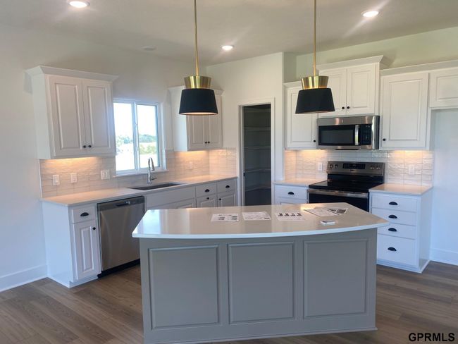 5408 N 190 Th Ave, House other with 3 bedrooms, 2 bathrooms and 3 parking in Elkhorn NE | Image 6