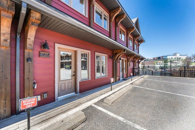 207 - 97D Joseph St, Condo with 4 bedrooms, 3 bathrooms and 2 parking in Port Carling ON | Image 6