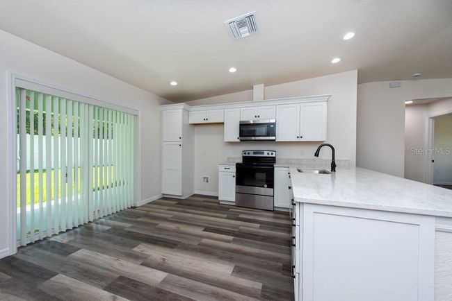 7230 Apache Trl, House other with 4 bedrooms, 2 bathrooms and null parking in SPRING HILL FL | Image 10
