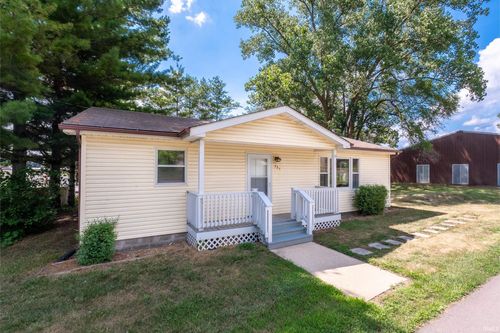 721 Ellsworth St, Warsaw, IN, 46580-2926 | Card Image