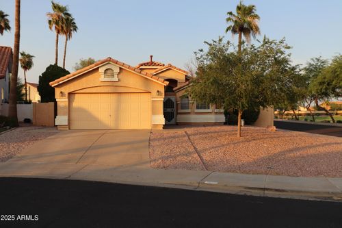 2033 S Raven Cir, Mesa, AZ, 85209-6205 | Card Image