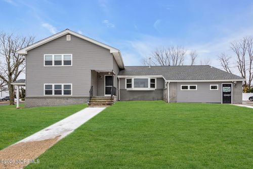 516 Duquesne Blvd, Brick, NJ, 08723-5074 | Card Image