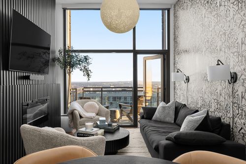 apt-2808-1212 Demonbreun St, Nashville, TN, 37203-7628 | Card Image