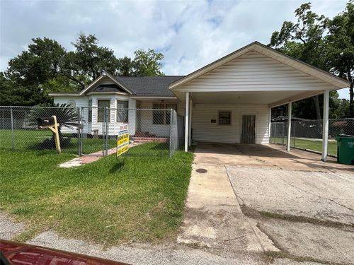 307 Hafer Street, Baytown, TX, 77520 | Card Image