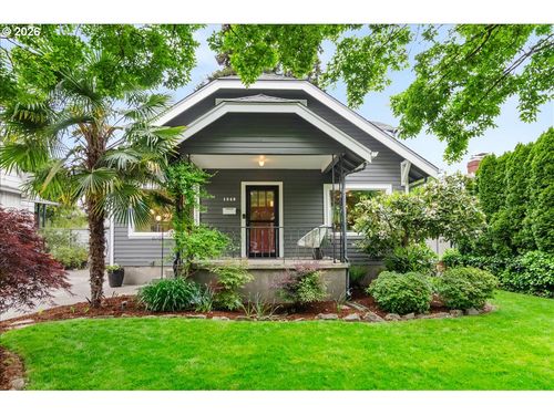 1845 Se Reedway St, Portland, OR, 97202-5128 | Card Image
