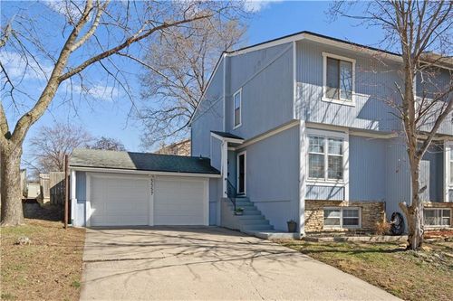5557 Santa Fe Dr, Overland Park, KS, 66202-1251 | Card Image