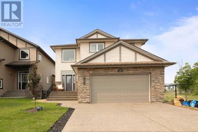 288 Falcon Dr, House other with 5 bedrooms, 4 bathrooms and 5 parking in Fort Mcmurray AB | Image 2