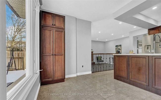 914 Traddles Ave, House other with 4 bedrooms, 3 bathrooms and 2 parking in Oshawa ON | Image 6