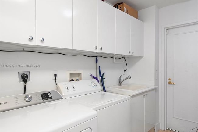 6C - 60 Edgewater Dr, Condo with 3 bedrooms, 4 bathrooms and null parking in Coral Gables FL | Image 26