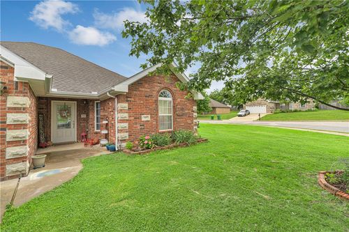 510 Warrick Way, Centerton, AR, 72719-8980 | Card Image