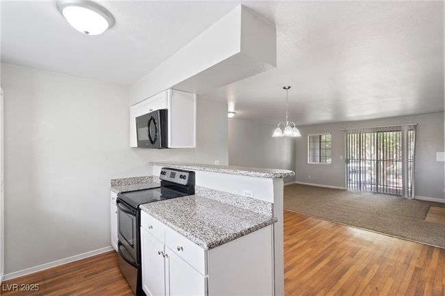 2061 - 2750 S Durango Dr, Condo with 3 bedrooms, 2 bathrooms and null parking in Las Vegas NV | Image 6