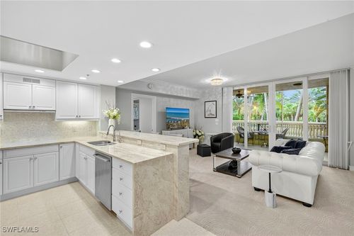 apt-106c-2748 Tiburon Blvd E, NAPLES, FL, 34109-3617 | Card Image