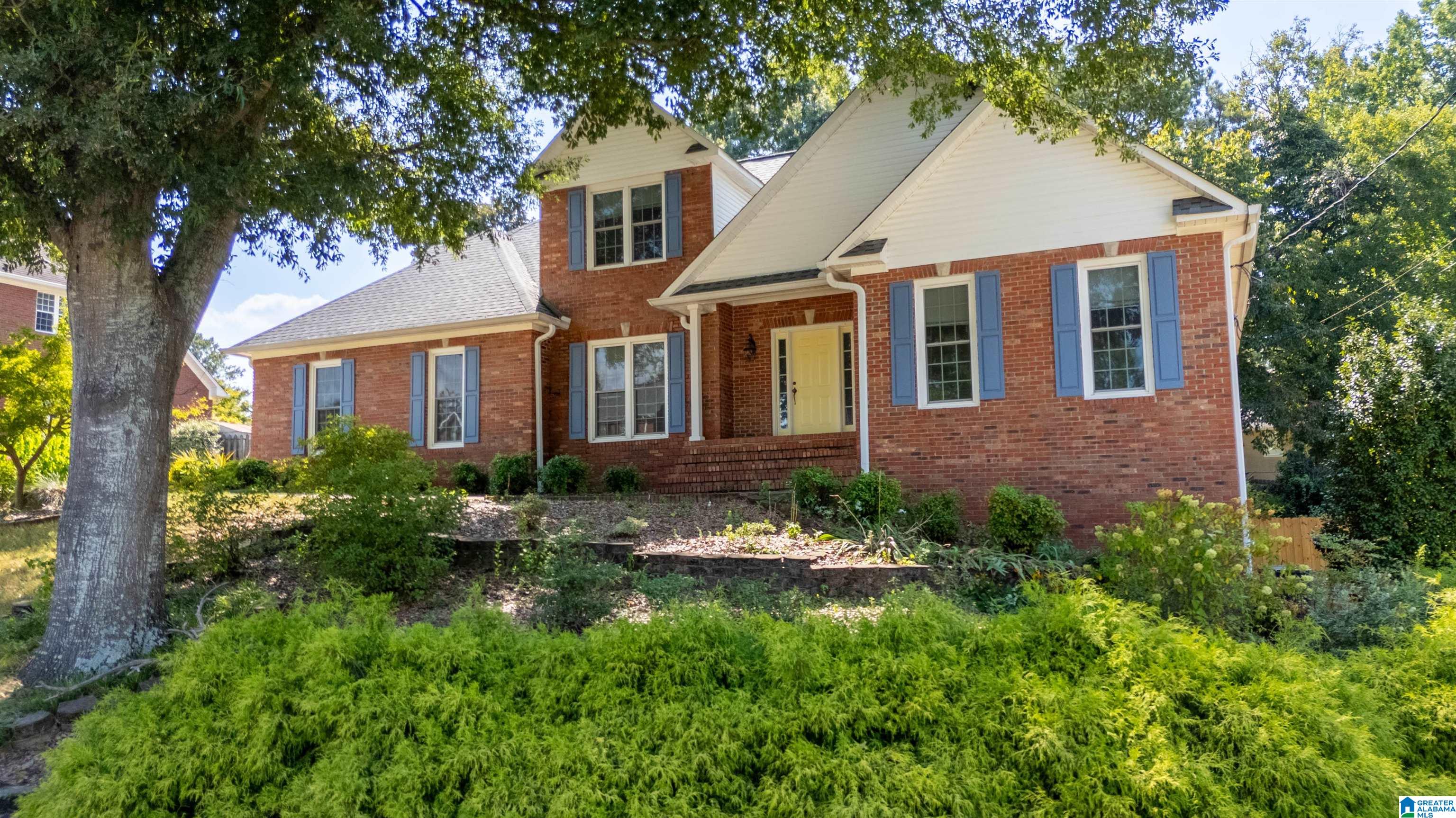 Ravenwood Dr, Anniston, AL 36207
