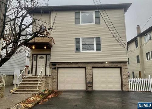 177 Union Ave, East Rutherford, NJ, 07073-1926 | Card Image