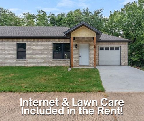 152 Hill St, Farmington, AR, 72730-2947 | Card Image