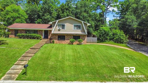 333 Ridgewood Dr, Daphne, AL, 36526-8103 | Card Image