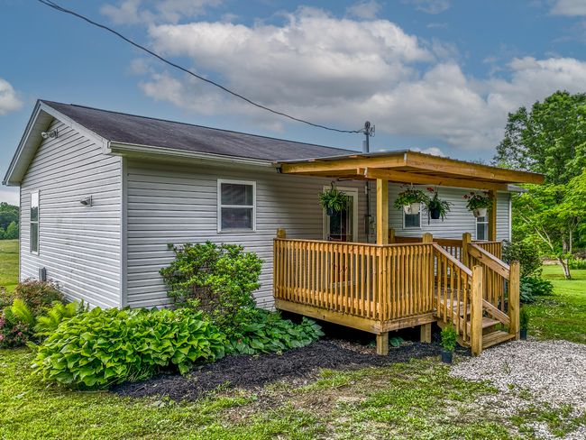242 Opossum Ridge Rd, House other with 3 bedrooms, 1 bathrooms and null parking in West Liberty KY | Image 6