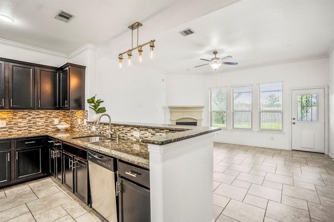 31767 Chapel Rock Ln, House other with 4 bedrooms, 3 bathrooms and 2 parking in Spring TX | Image 11